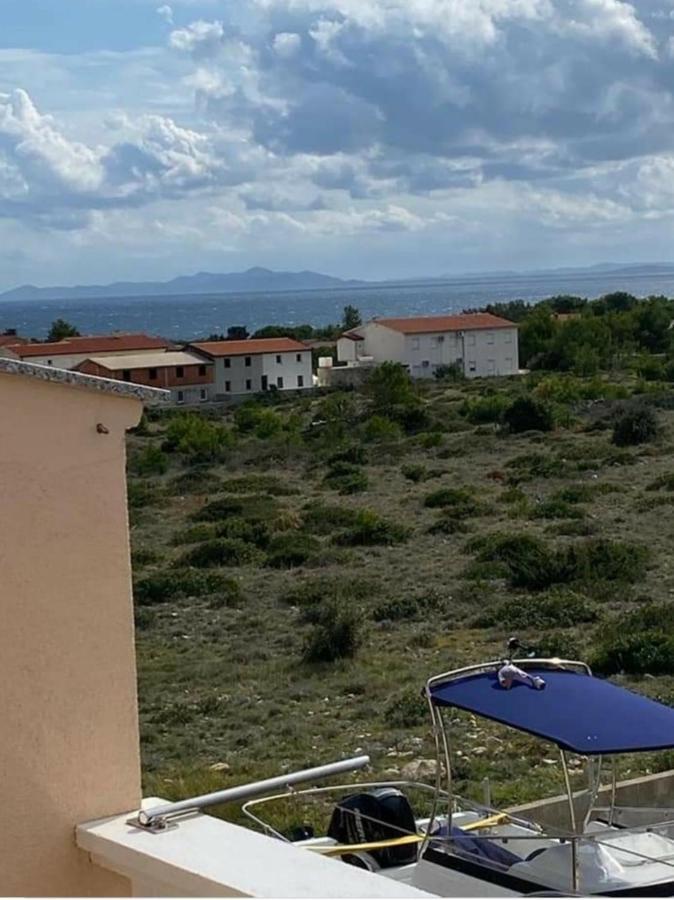 Apartmán N.N Vir Exteriér fotografie